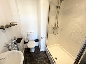 Photo 21- click for photo gallery